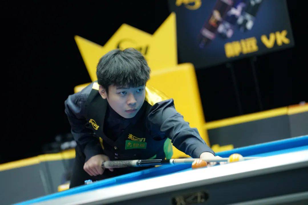 间在赛场上 间在赛场上