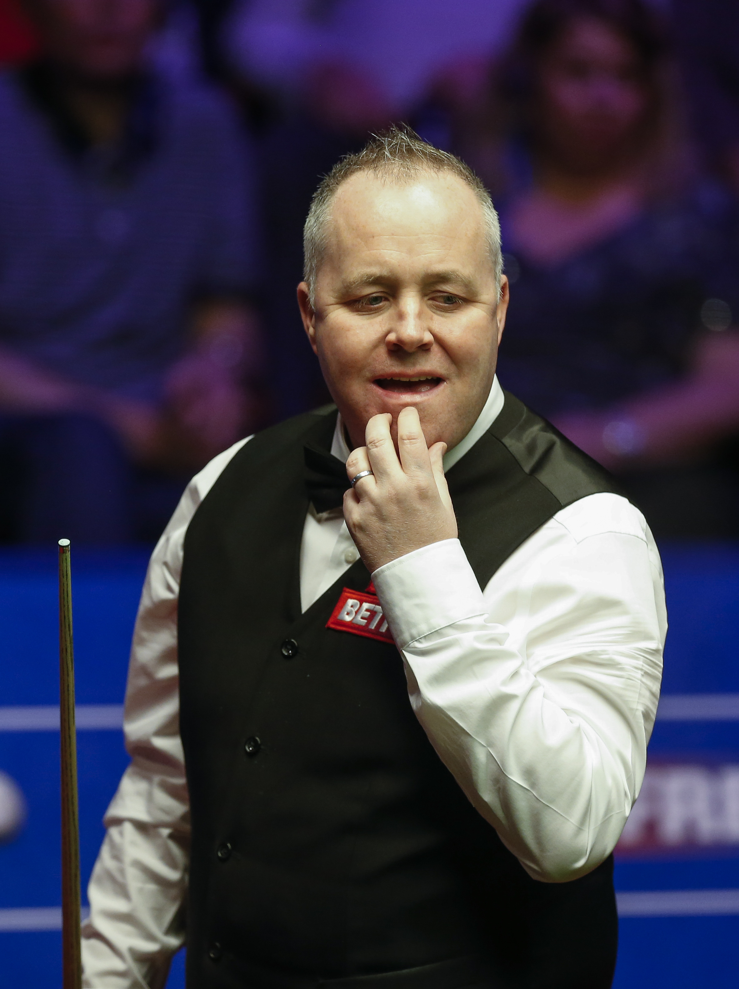 的视线都要 的视线都要